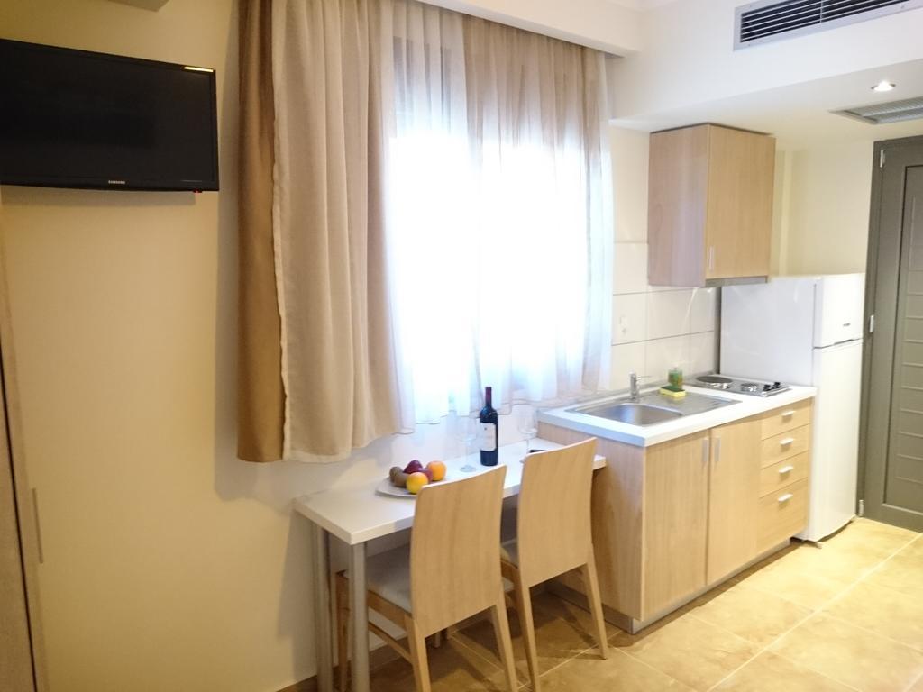 Artemis Plaza Agia Paraskevi (Kassandra) Quarto foto